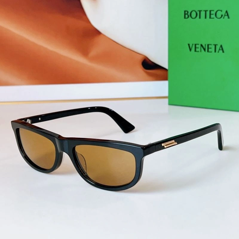 Bottega Veneta Sunglasses UrbanChic 277066