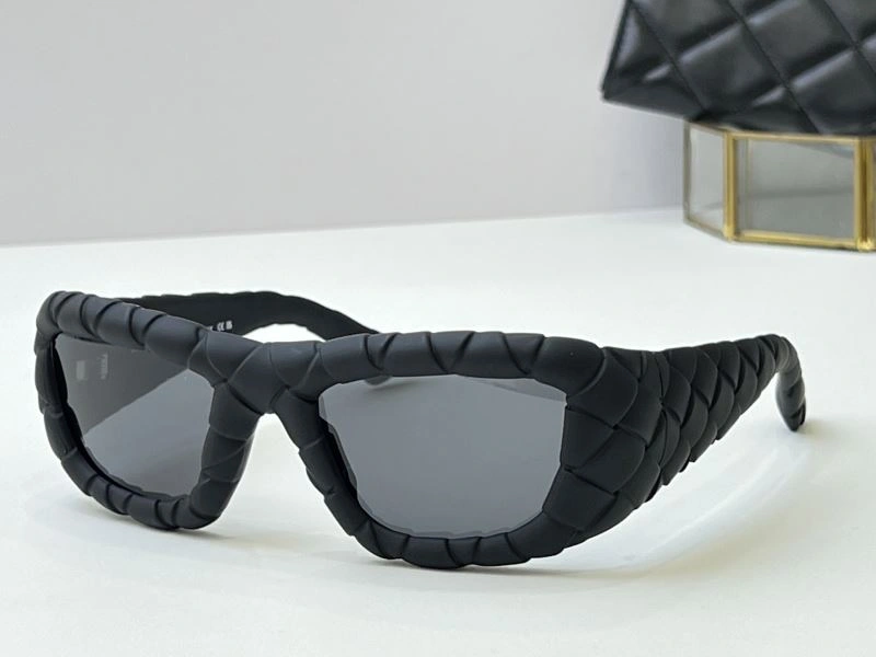 Bottega Veneta Sunglasses Colorful 277059