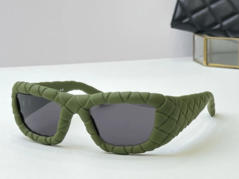 Bottega Veneta Sunglasses Colorful 277059
