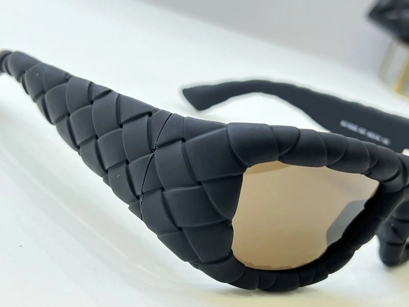 Bottega Veneta Sunglasses Colorful 277059