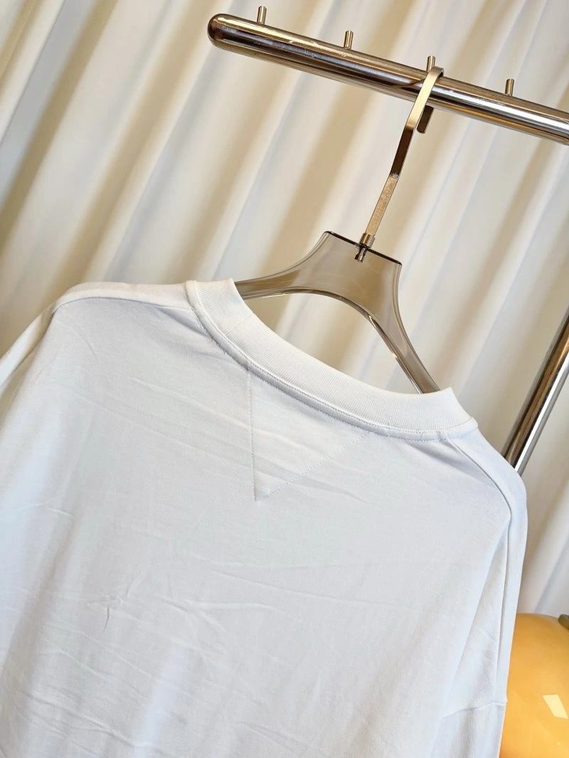 Effortless Bottega Veneta T-Shirts 155054