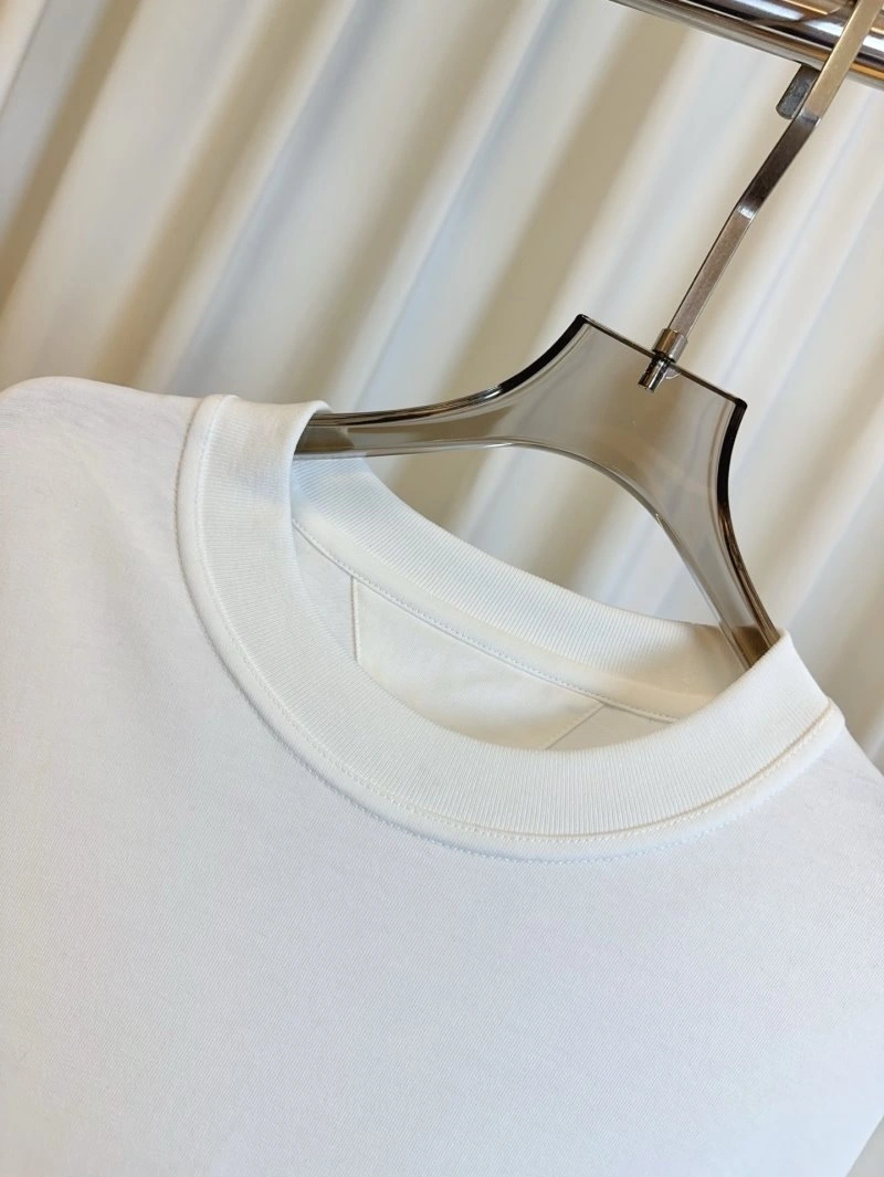 Effortless Bottega Veneta T-Shirts 155054