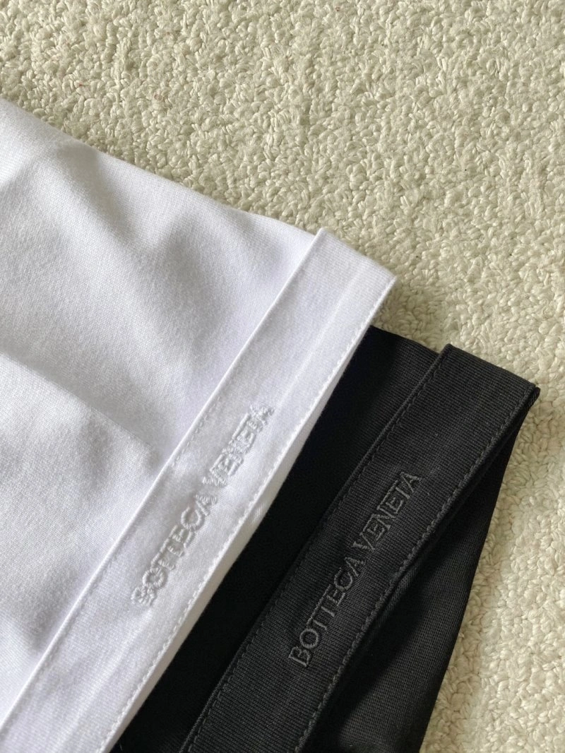 Bottega Veneta T-Shirts Lightweight 153150