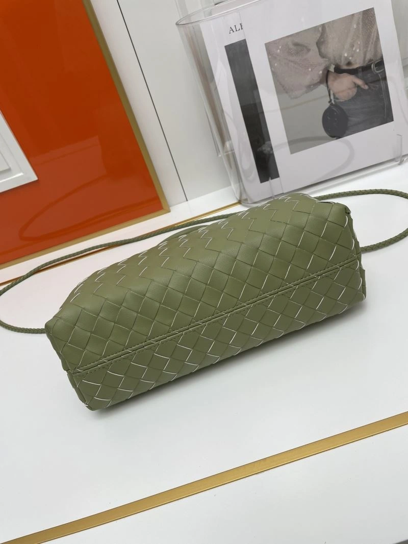 Sustainable Bottega Veneta Top Handle Bags 84679