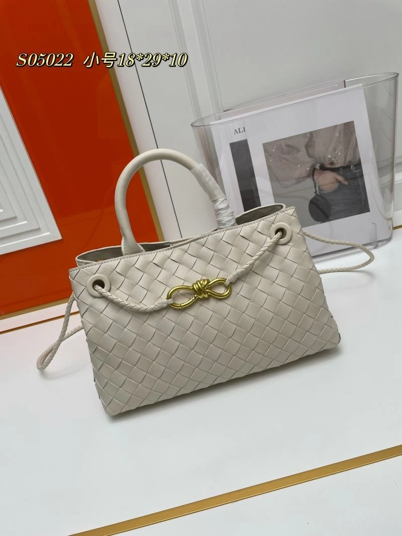 Timeless Bottega Veneta Top Handle Bags 84642