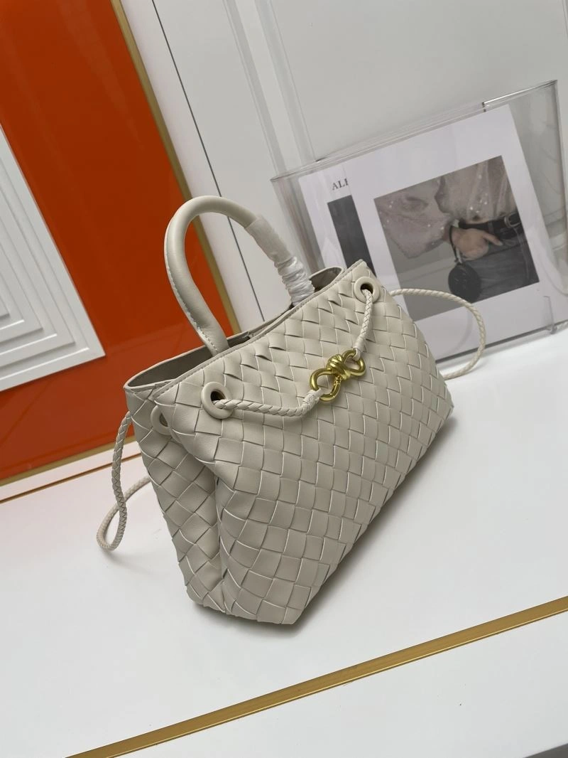 Timeless Bottega Veneta Top Handle Bags 84642