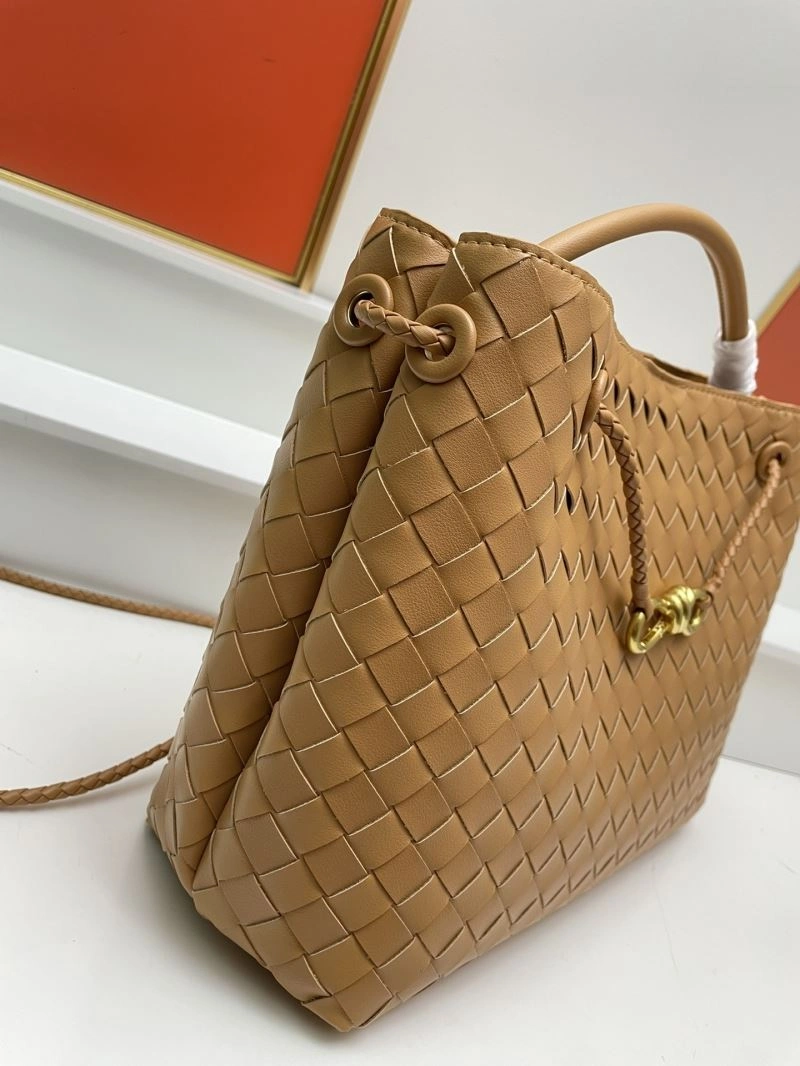 Tailored Bottega Veneta Top Handle Bags 84636