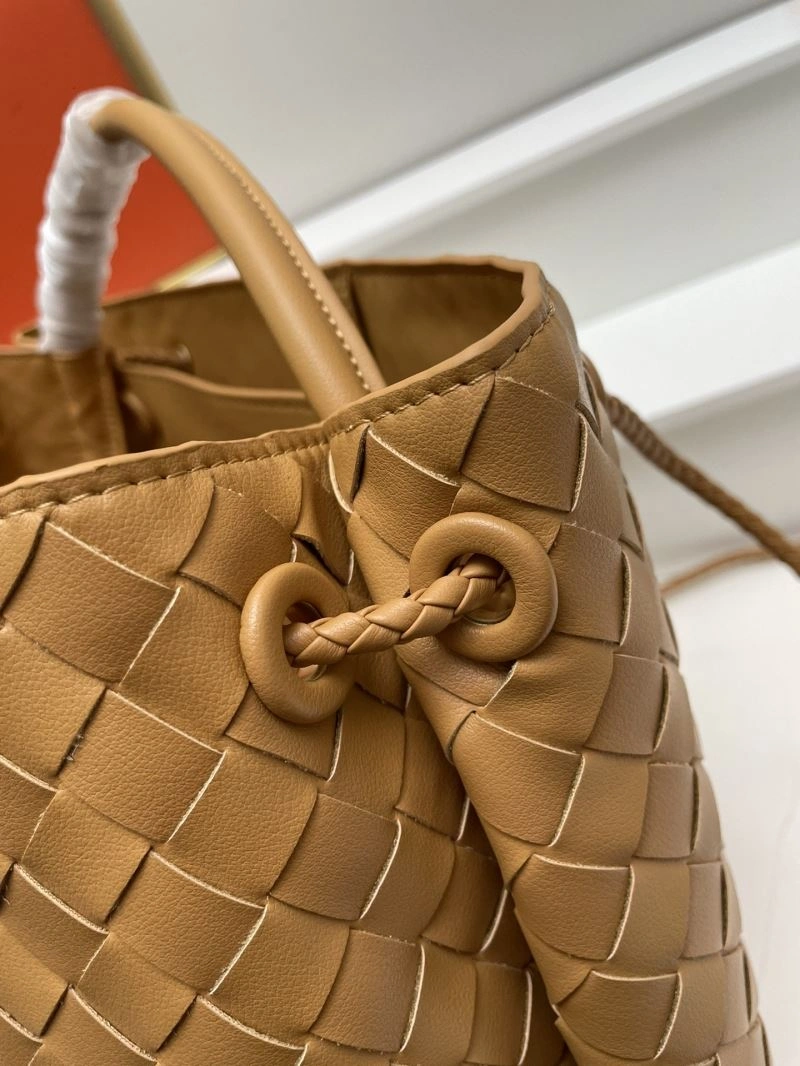 Tailored Bottega Veneta Top Handle Bags 84636