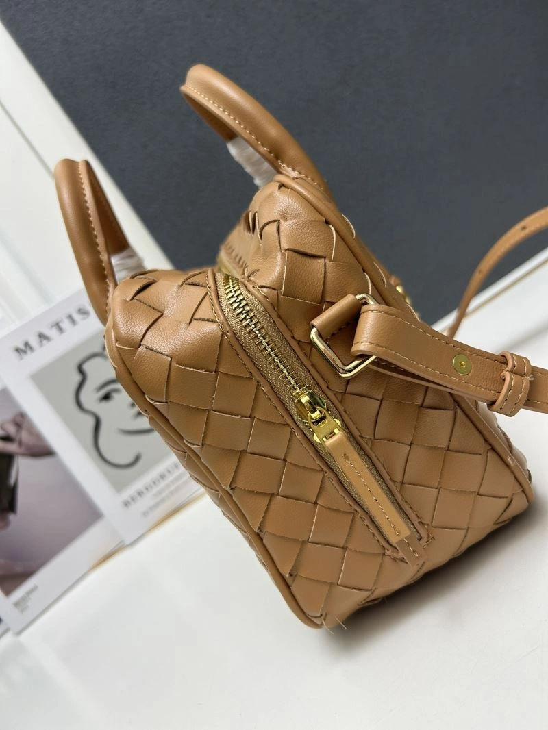 TravelReady Bottega Veneta Top Handle Bags 84618