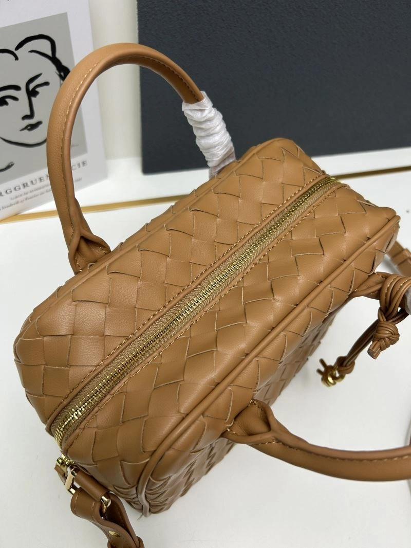 TravelReady Bottega Veneta Top Handle Bags 84618