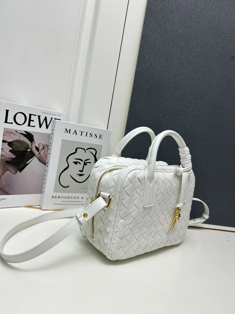 GoAnywhere Bottega Veneta Top Handle Bags 84612