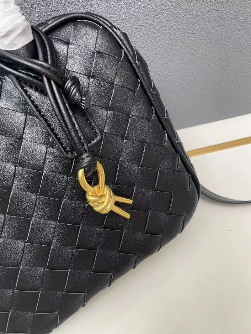 Bottega Veneta Top Handle Bags WellDesigned 84694