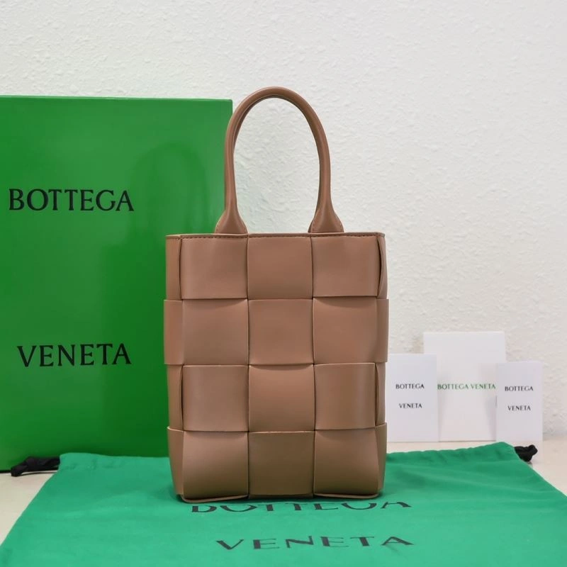 Popular Bottega Veneta Top Handle Bags 67983