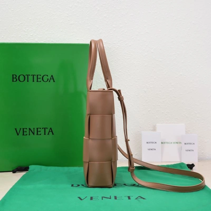 Popular Bottega Veneta Top Handle Bags 67983