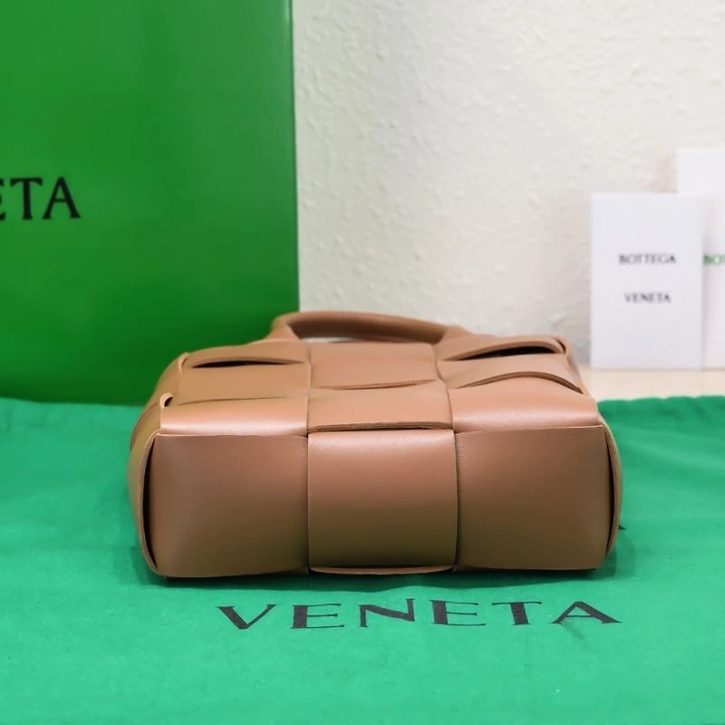 Popular Bottega Veneta Top Handle Bags 67983