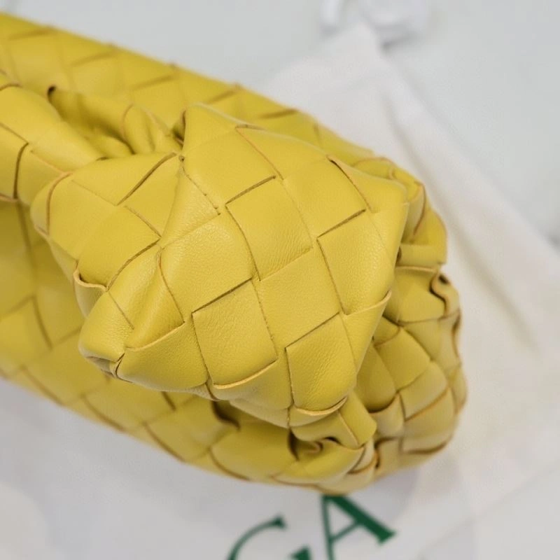 Seasonal Bottega Veneta Top Handle Bags 67981