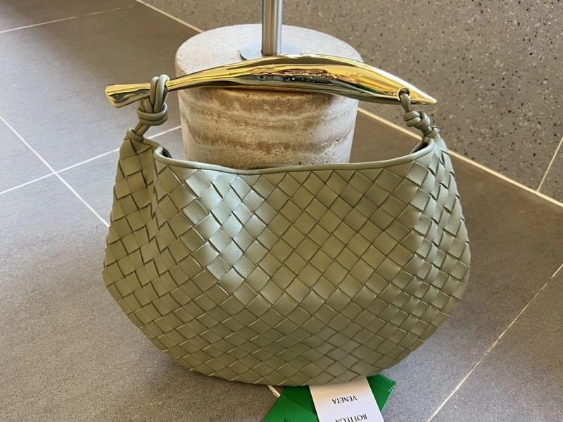 Bright Bottega Veneta Top Handle Bags 67908