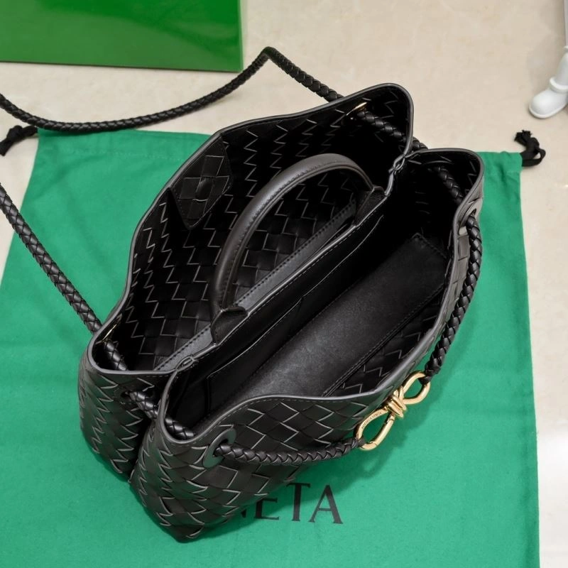 Classic Bottega Veneta Top Handle Bags 67800