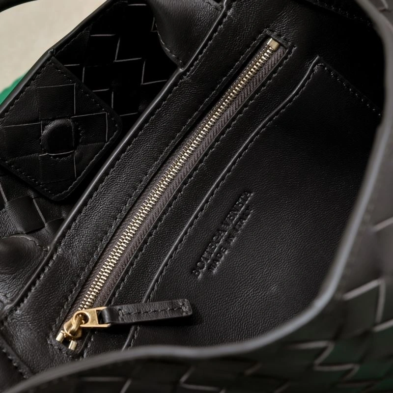 Classic Bottega Veneta Top Handle Bags 67800