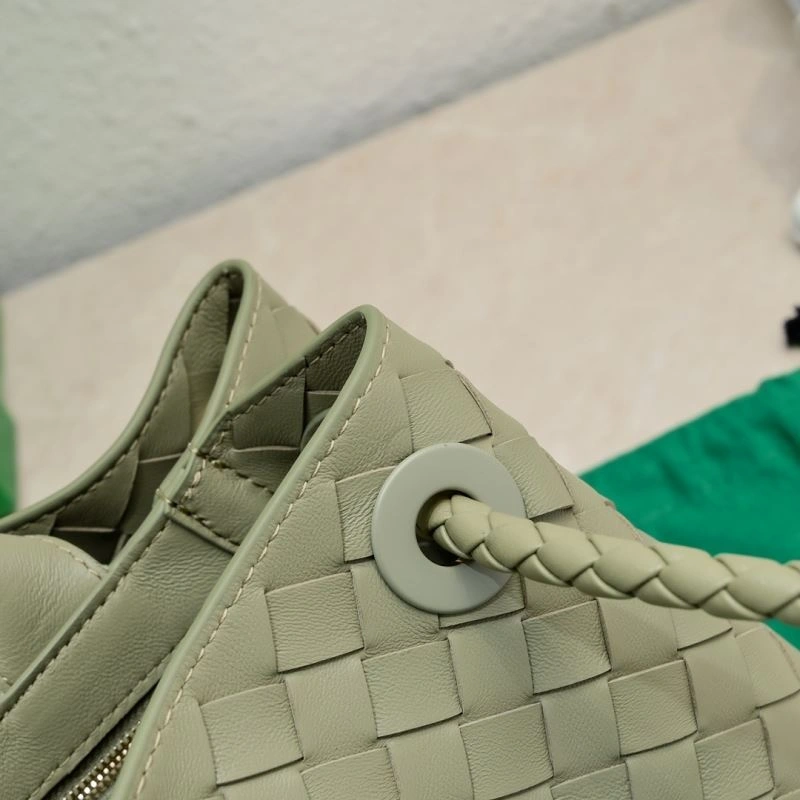 Timeless Bottega Veneta Top Handle Bags 67782
