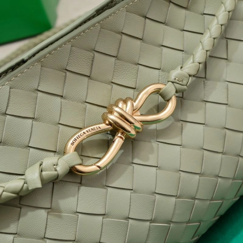 Timeless Bottega Veneta Top Handle Bags 67782