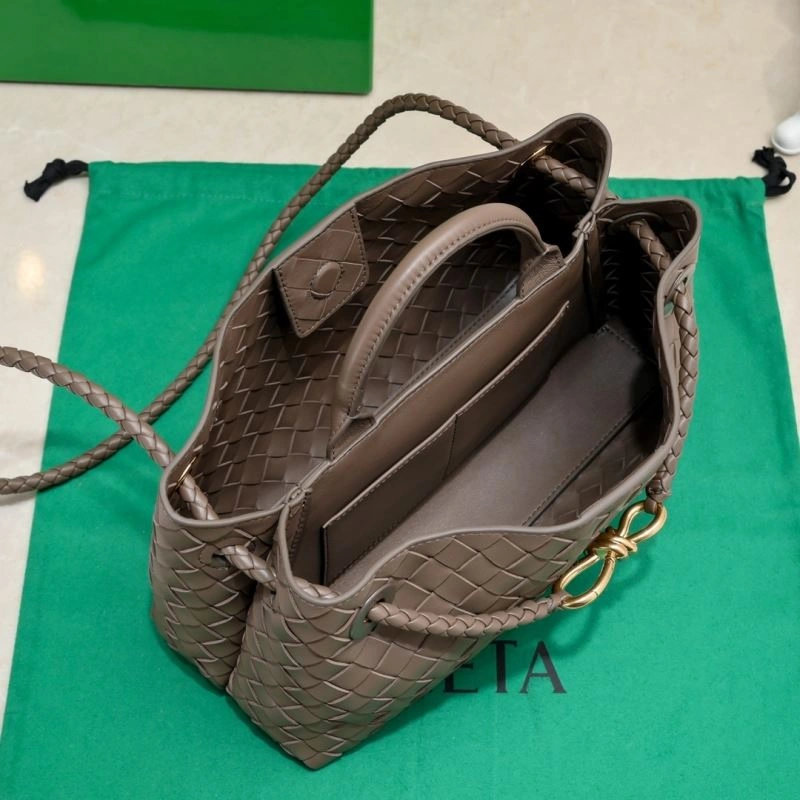 Bottega Veneta Top Handle Bags Classic 67783