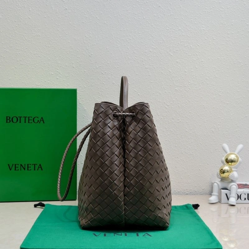 Resilient Bottega Veneta Top Handle Bags 67786