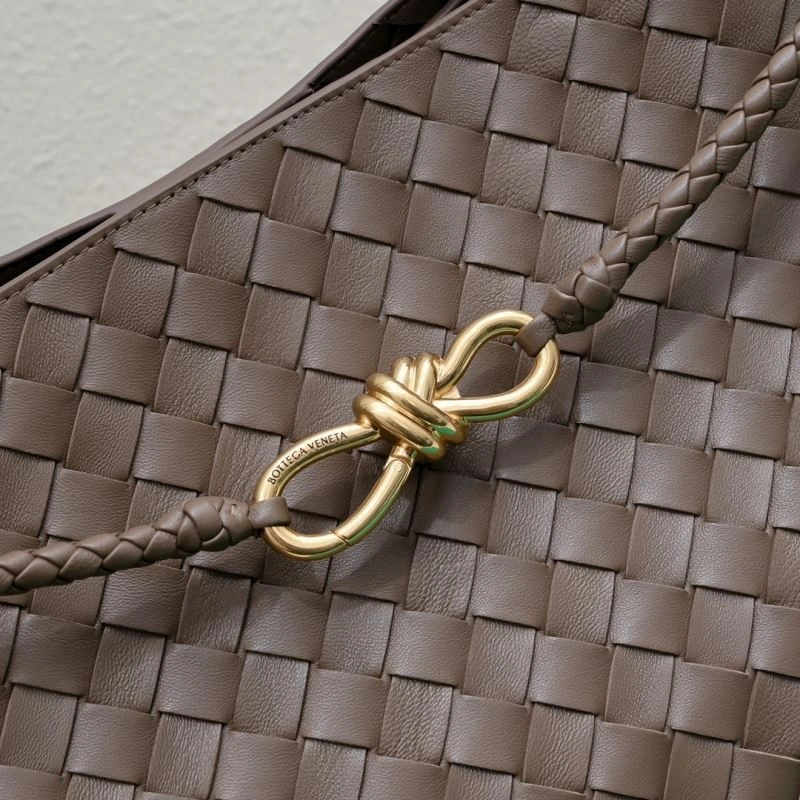 Resilient Bottega Veneta Top Handle Bags 67786