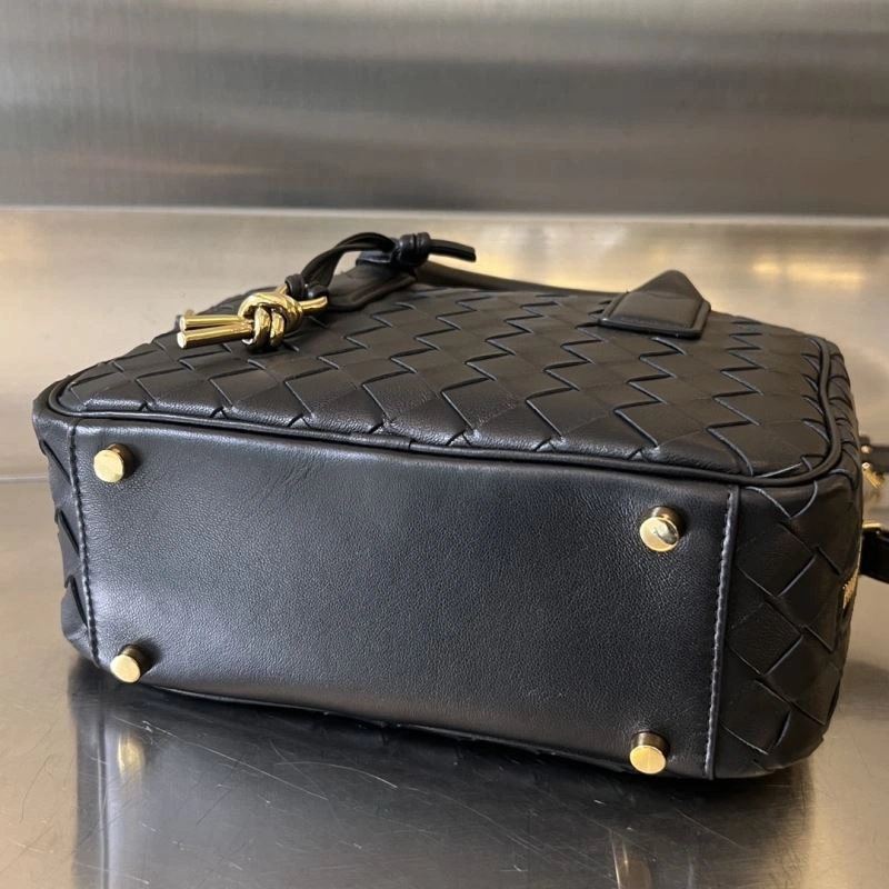 Bottega Veneta Top Handle Bags Refined 67785