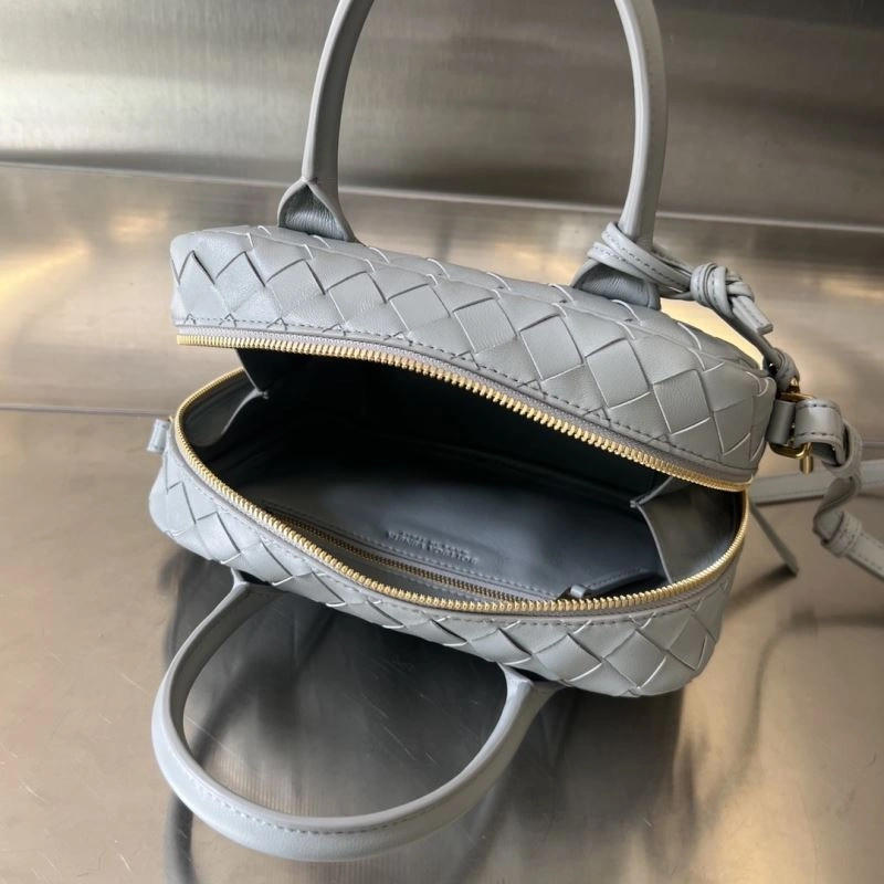 Functional Bottega Veneta Top Handle Bags 67778