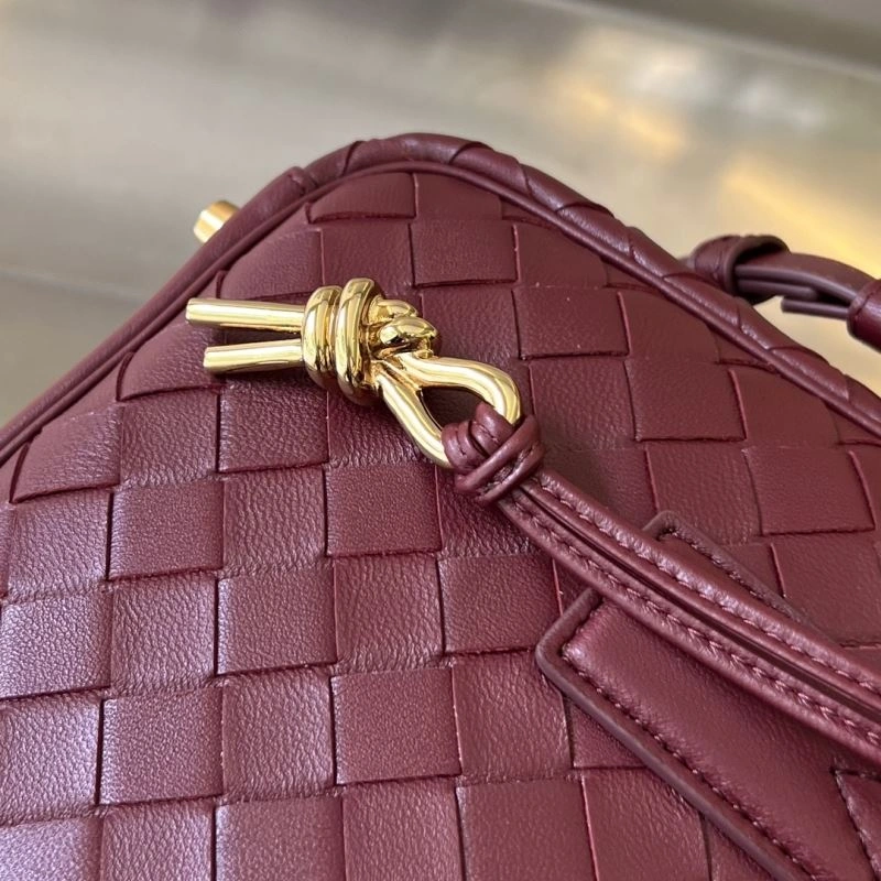 Compact Bottega Veneta Top Handle Bags 67776