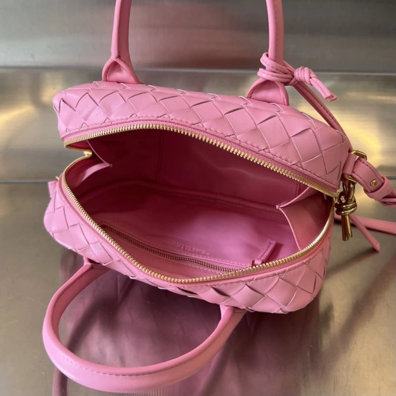 Lightweight Bottega Veneta Top Handle Bags 67775