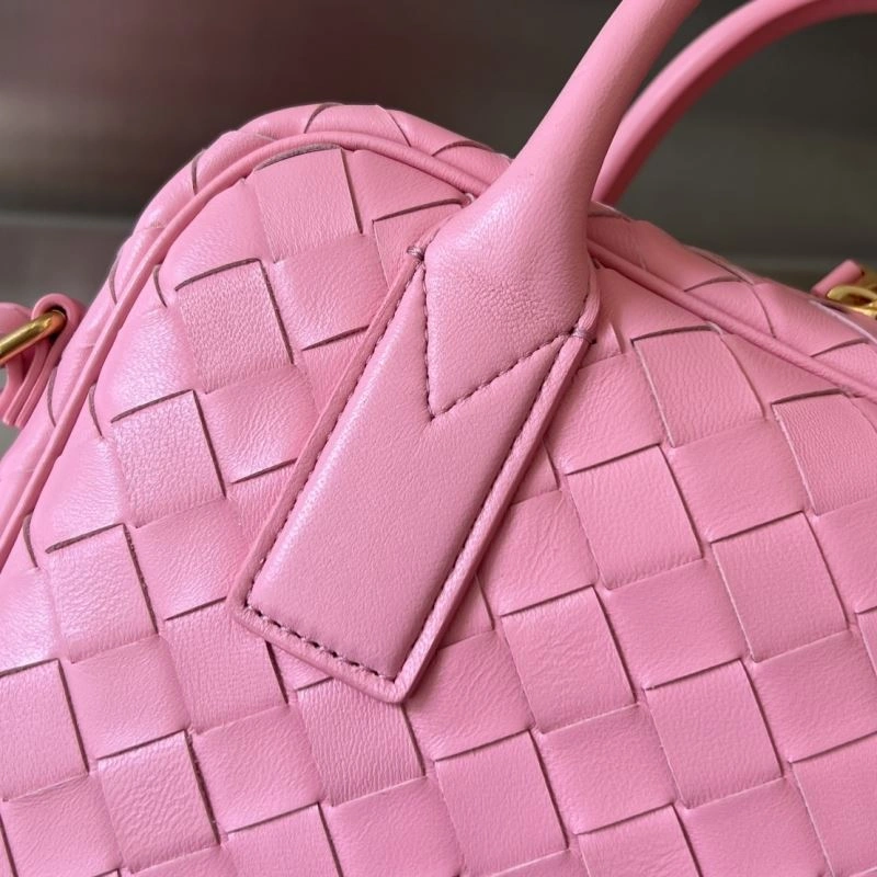 Lightweight Bottega Veneta Top Handle Bags 67775