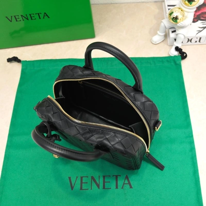 Sophisticated Bottega Veneta Top Handle Bags 67771