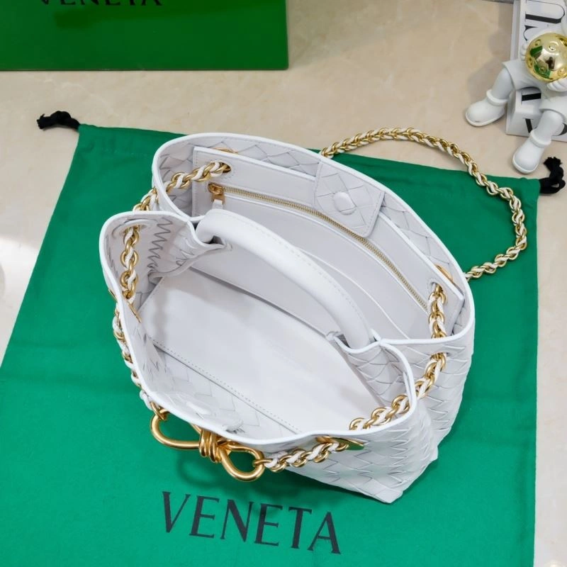 Resilient Bottega Veneta Top Handle Bags 67752