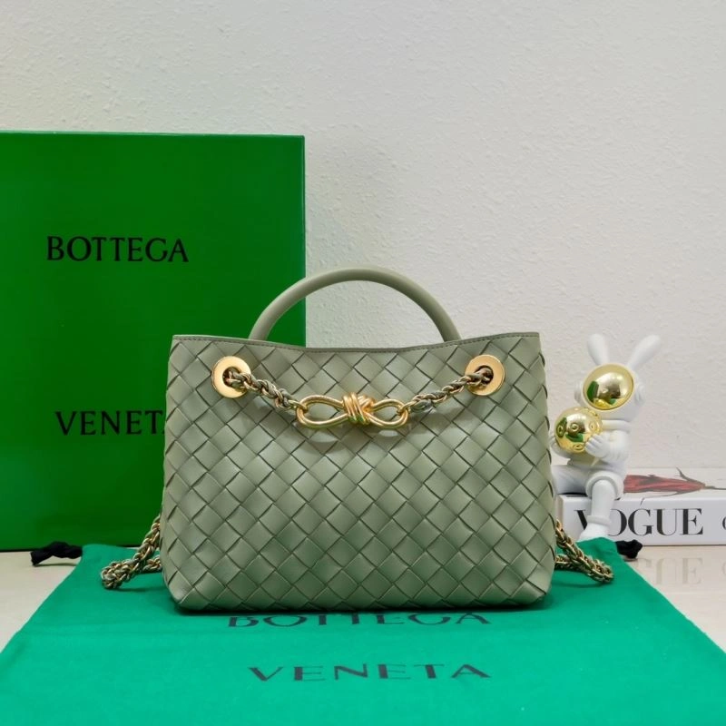 FashionForward Bottega Veneta Top Handle Bags 67755