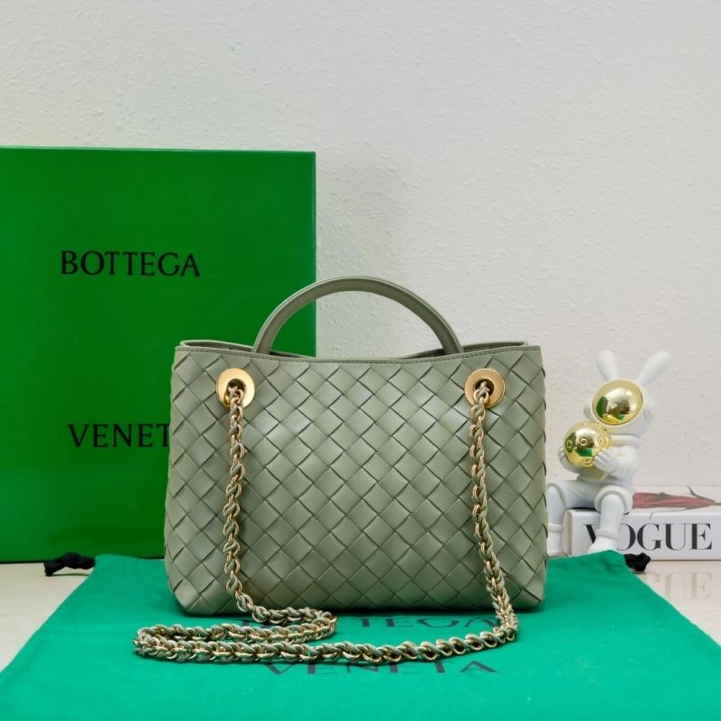 FashionForward Bottega Veneta Top Handle Bags 67755