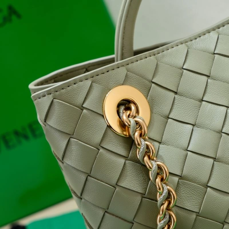 FashionForward Bottega Veneta Top Handle Bags 67755