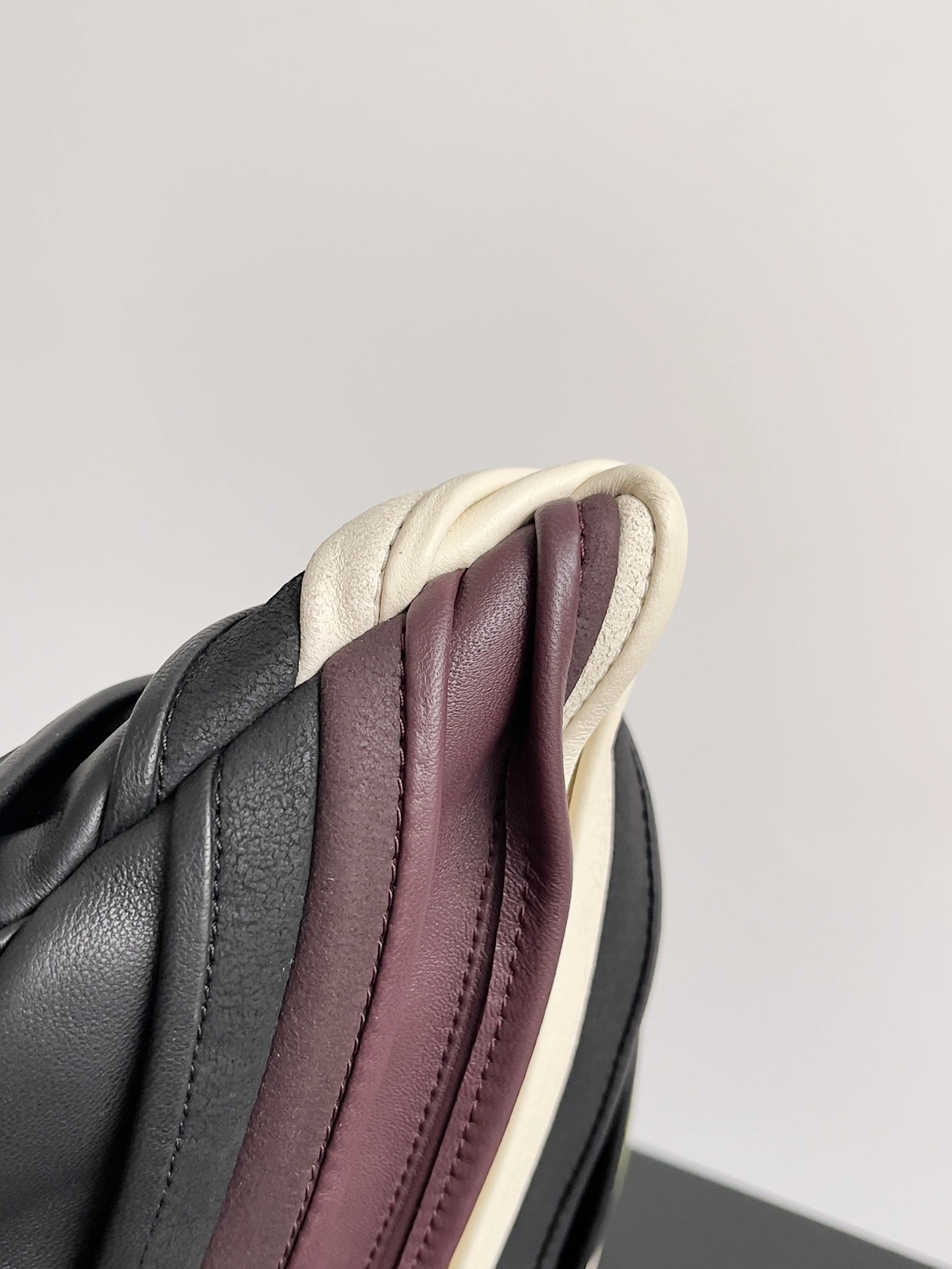 ComfortFit Bottega Veneta Top Handle Bags 67689