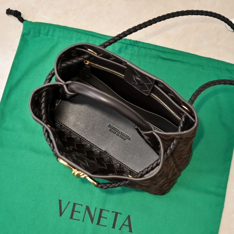 Bottega Veneta Top Handle Bags Attractive 64136