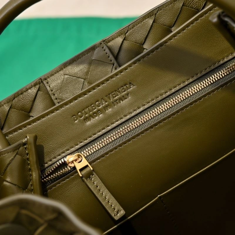 Functional Bottega Veneta Top Handle Bags 64135
