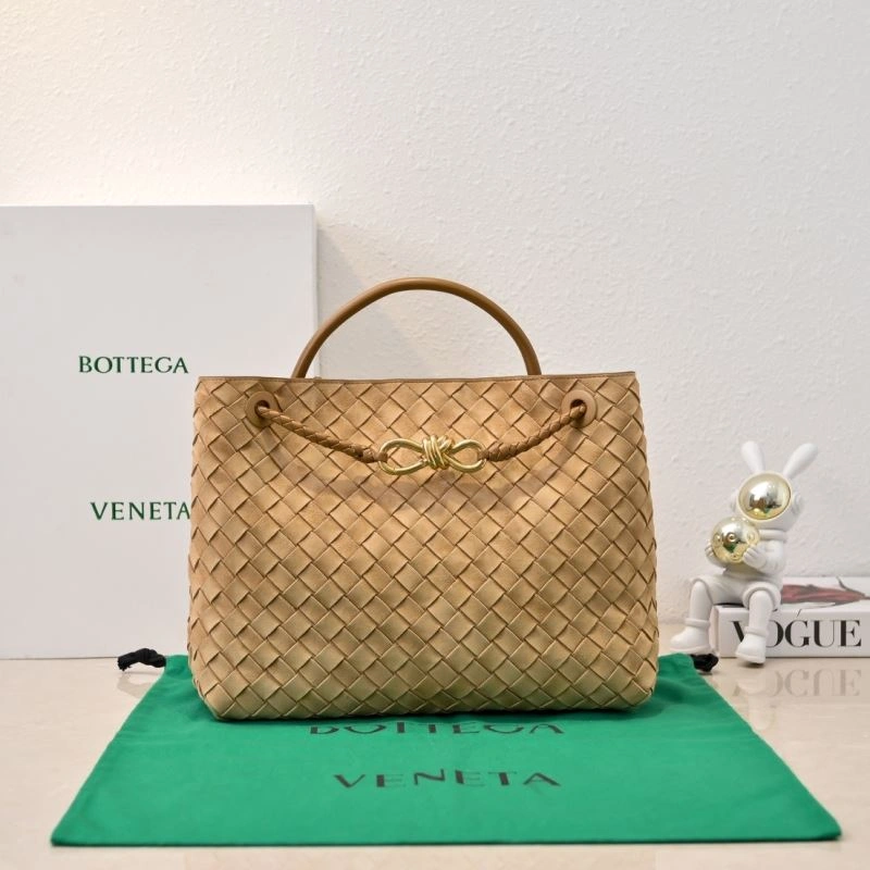 SoftTouch Bottega Veneta Top Handle Bags 64129