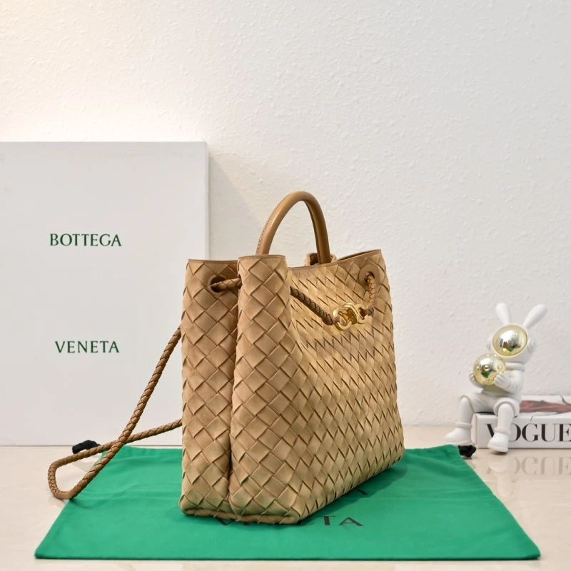 SoftTouch Bottega Veneta Top Handle Bags 64129
