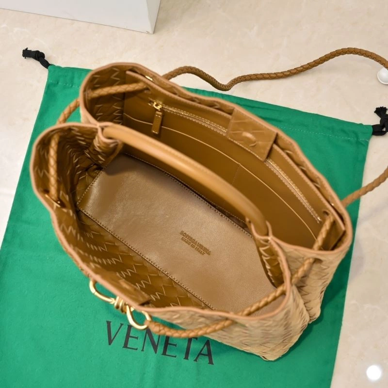 SoftTouch Bottega Veneta Top Handle Bags 64129