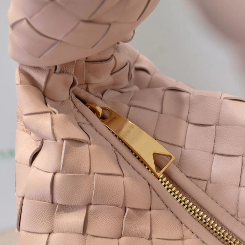 Flexible Bottega Veneta Top Handle Bags 64130
