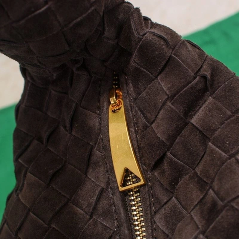 SportInspired Bottega Veneta Top Handle Bags 64169