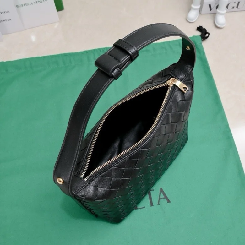 Comfortable Bottega Veneta Top Handle Bags 51837