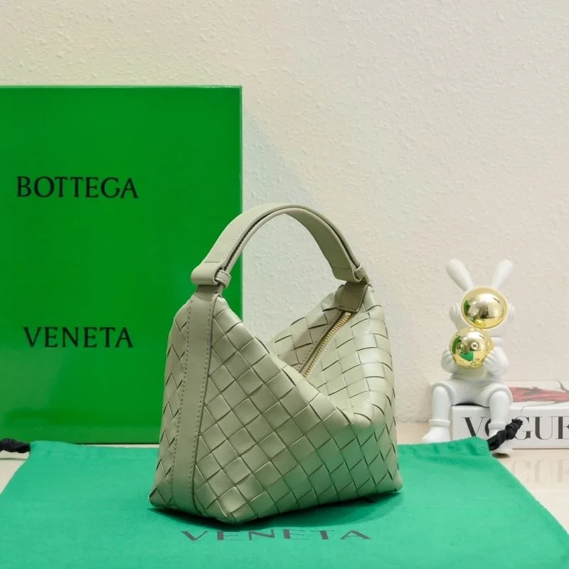 Refined Bottega Veneta Top Handle Bags 51833
