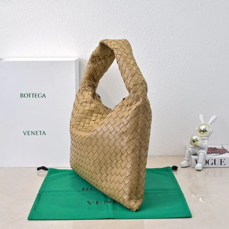 Comfortable Bottega Veneta Top Handle Bags 51829