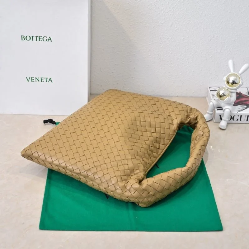 Comfortable Bottega Veneta Top Handle Bags 51829